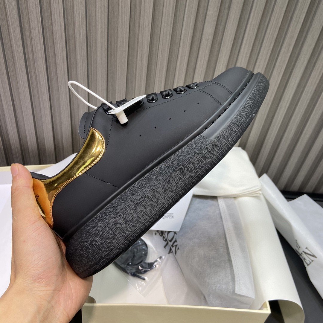 Alexander McQueen Oversized Sneaker
