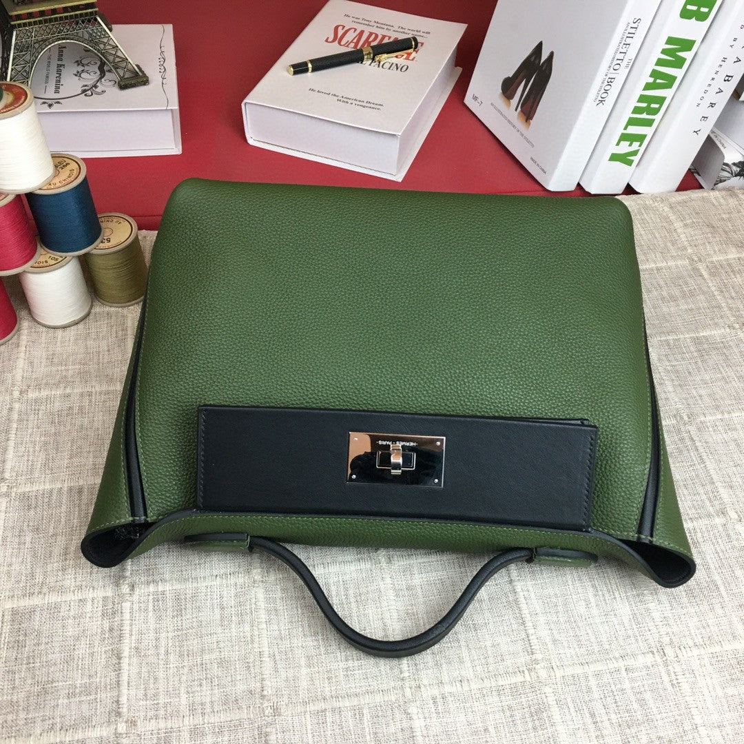 Hermes 24 24 29cm Noir Black Clémence Green