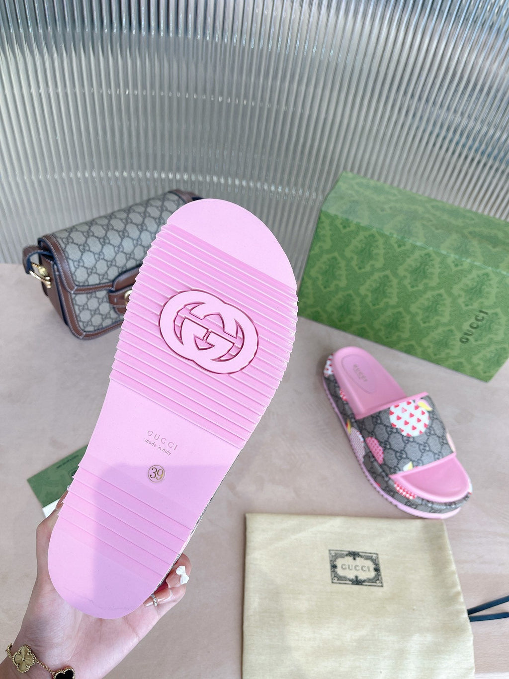 Gucci Platform Slide Sandal Pink