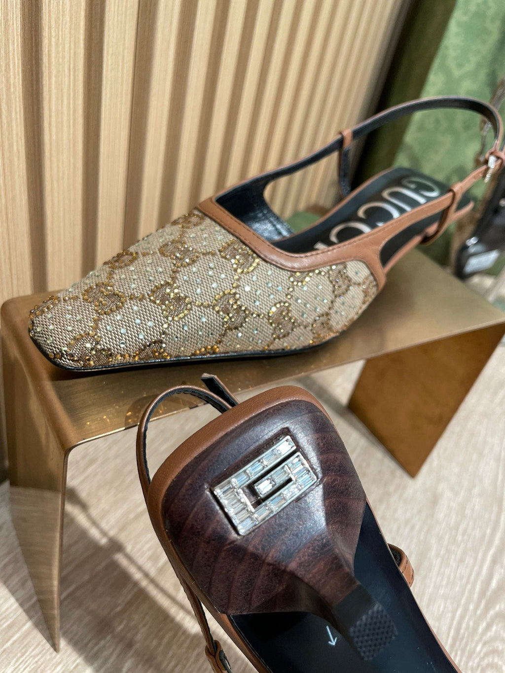 Gucci Slingback Pumps Brown