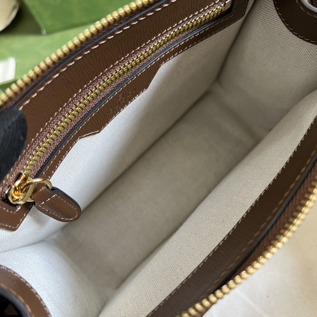 Gucci Messenger Bag With Interlocking G 21cm Brown
