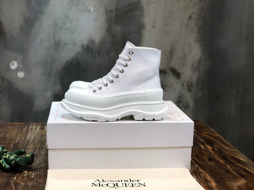 Alexander McQueen Tread Slick Boot