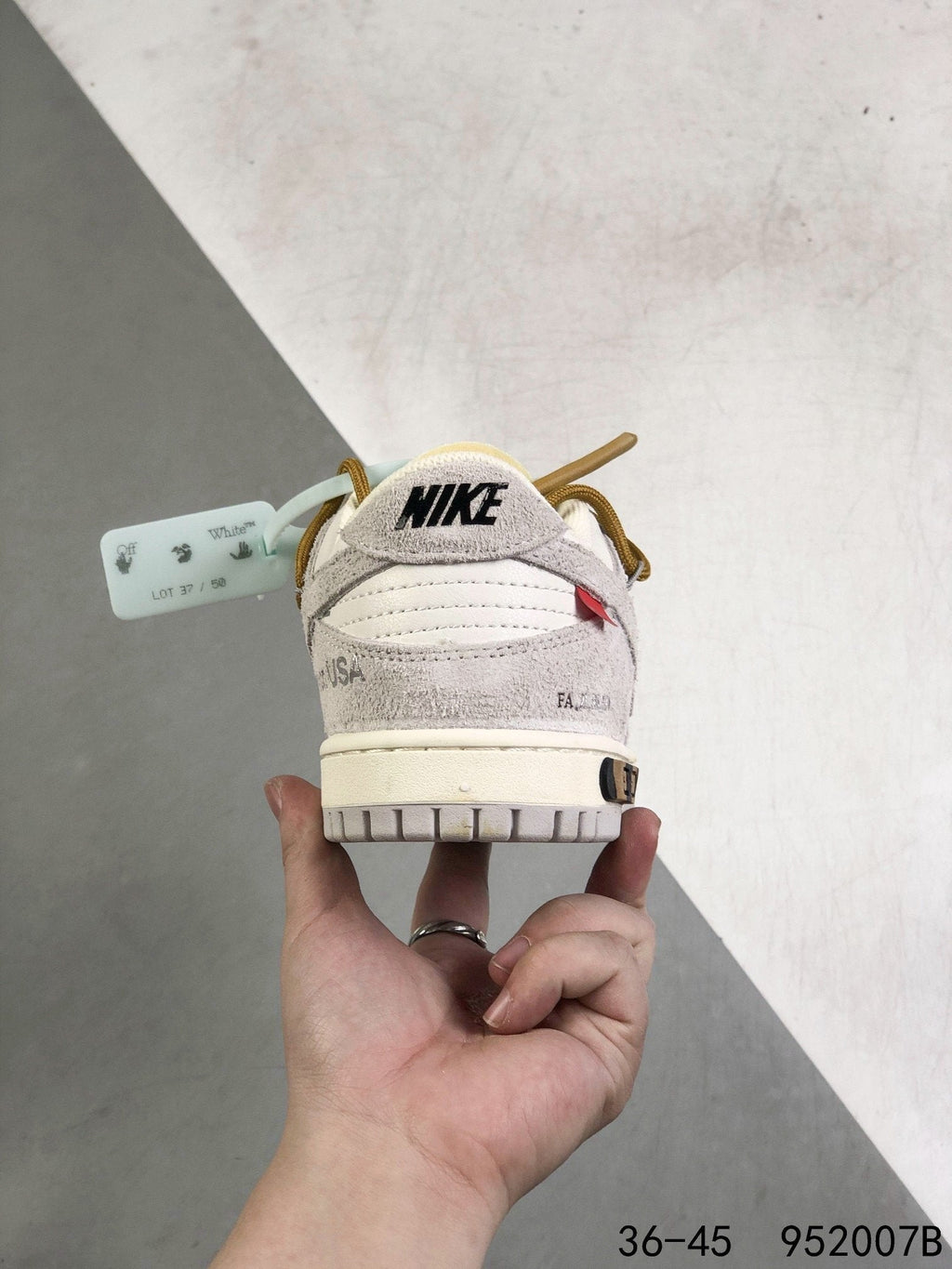 Nike Dunk Low Off-White Lot List