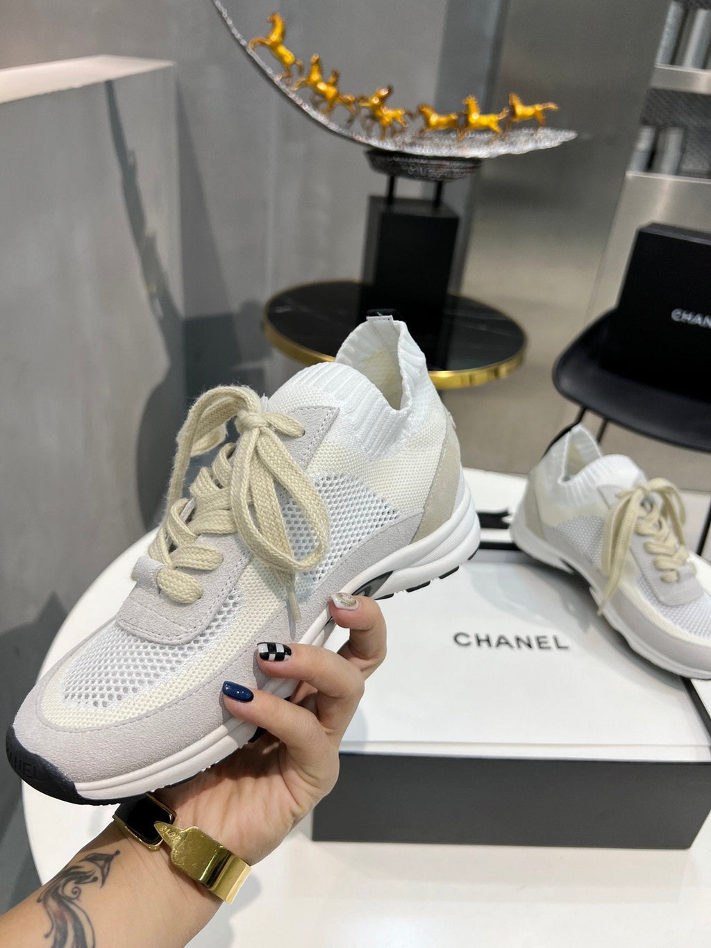 Chanel Trainers Sneakers White/Pink