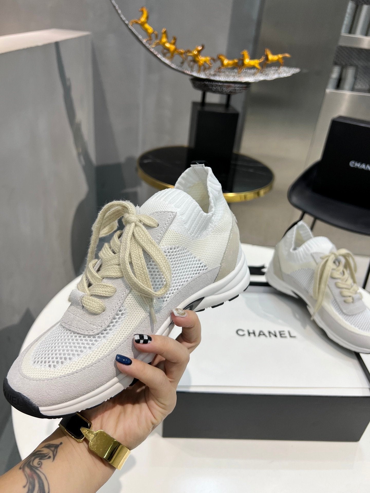 Chanel Trainers Sneakers White/Pink
