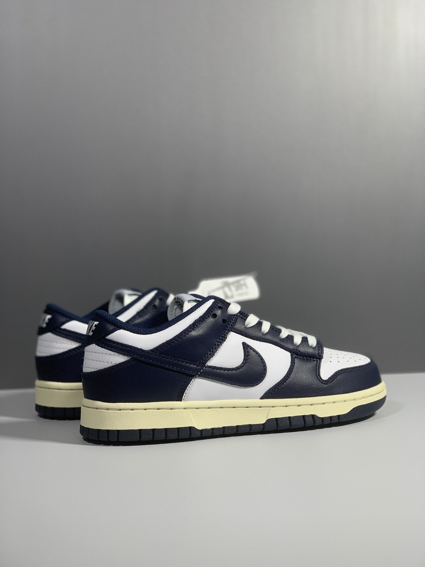 Nike Wmns Dunk Low Vintage Black