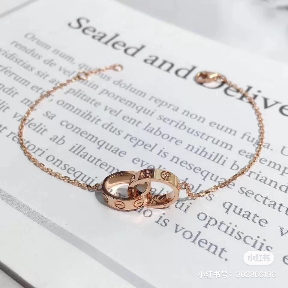 Combine Catier Necklace And Bracelet