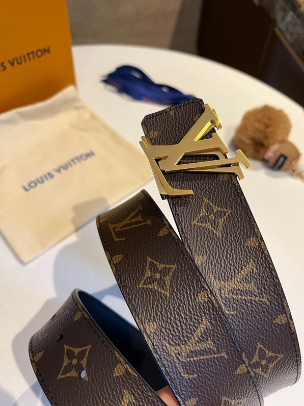 Louis Vuitton Initiales Reversible