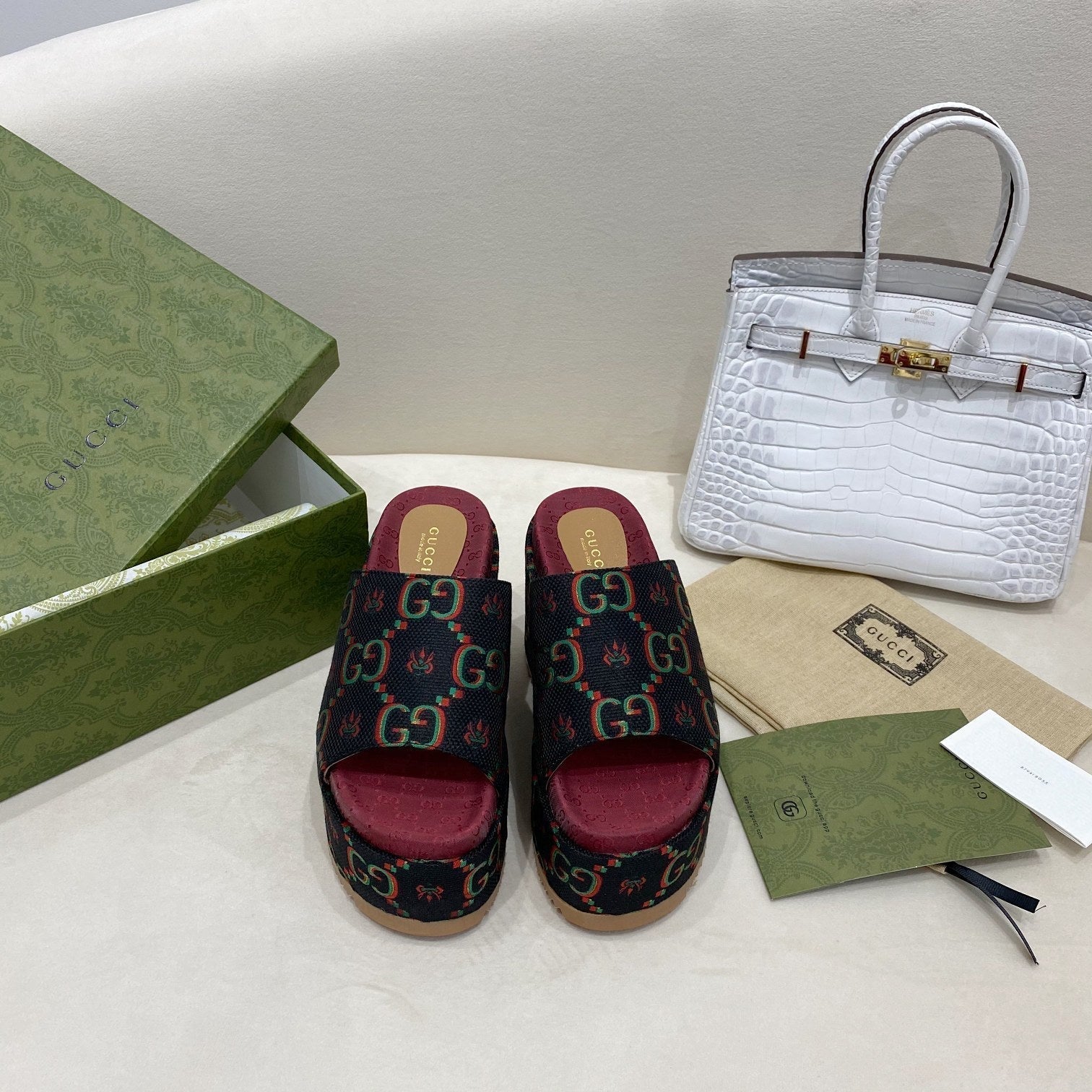 Gucci Platform Slide Sandal Black