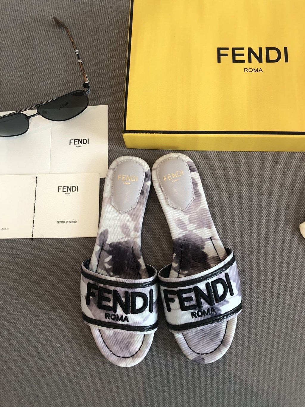Fendi Baguette Grey