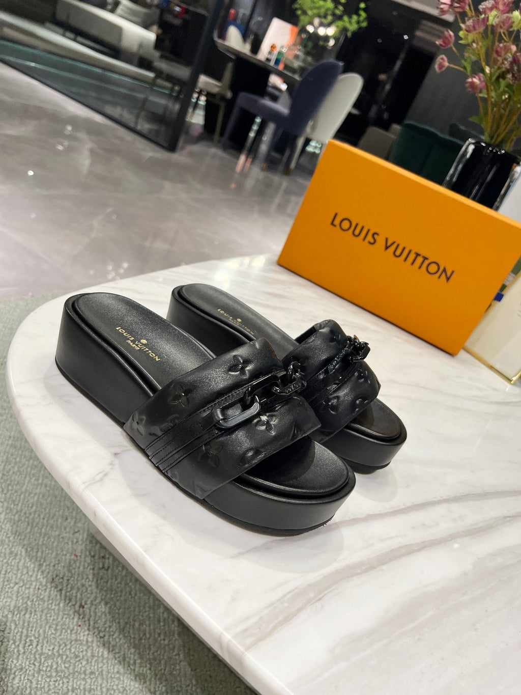 Louis Vuitton Jumbo Flatform Mule Black
