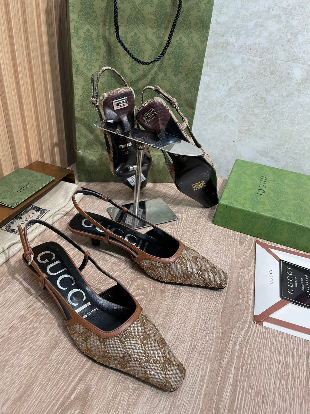 Gucci Slingback Pumps Brown