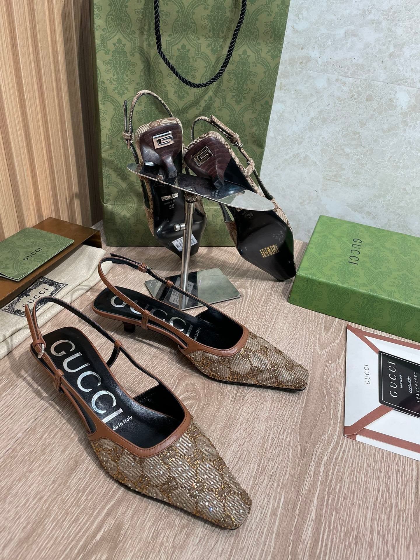 Gucci Slingback Pumps Brown