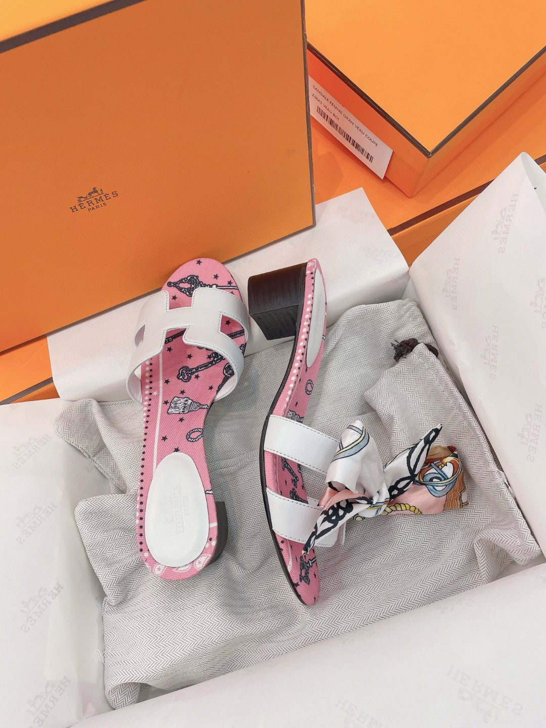 Hermes Oasis Pink
