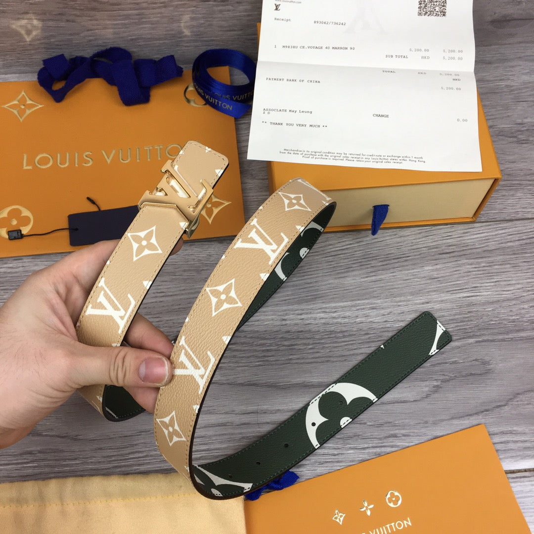 Louis Vuitton LV Initiales Belt Green