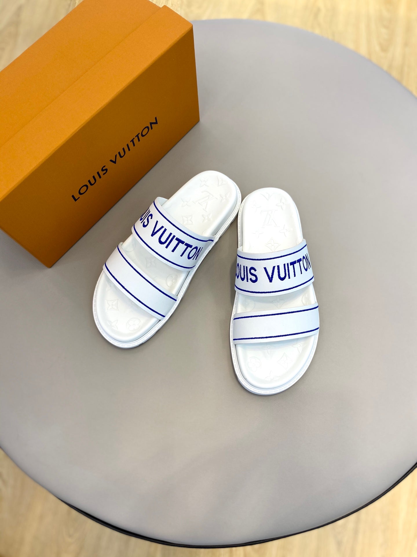 Louis Vuitton Oasis Mule