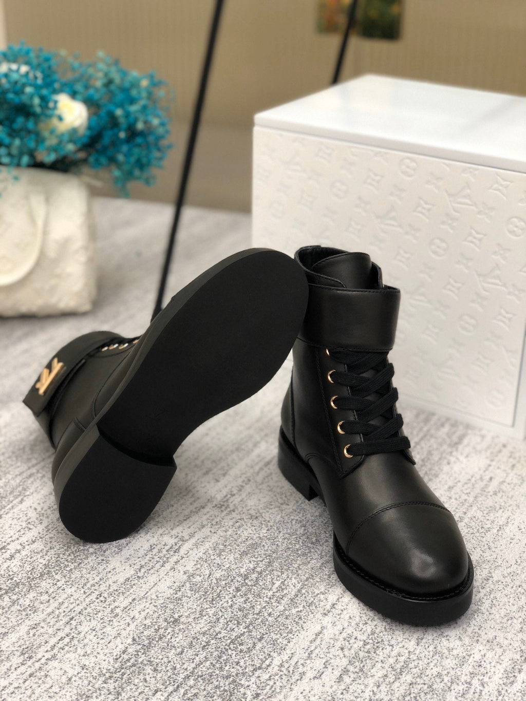 Louis Vuitton Wonderland Ranger Black
