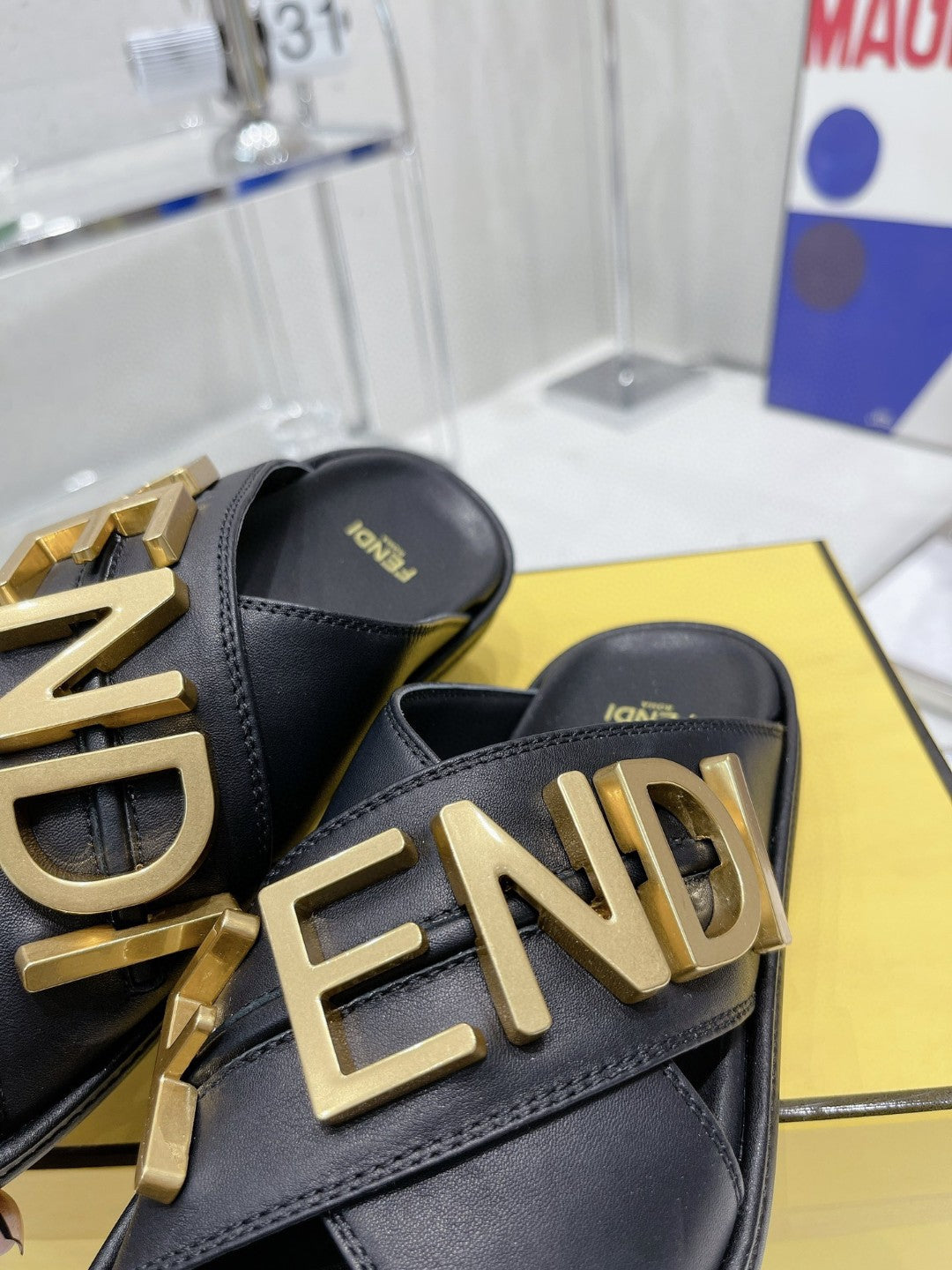 Fendi Graphy Black