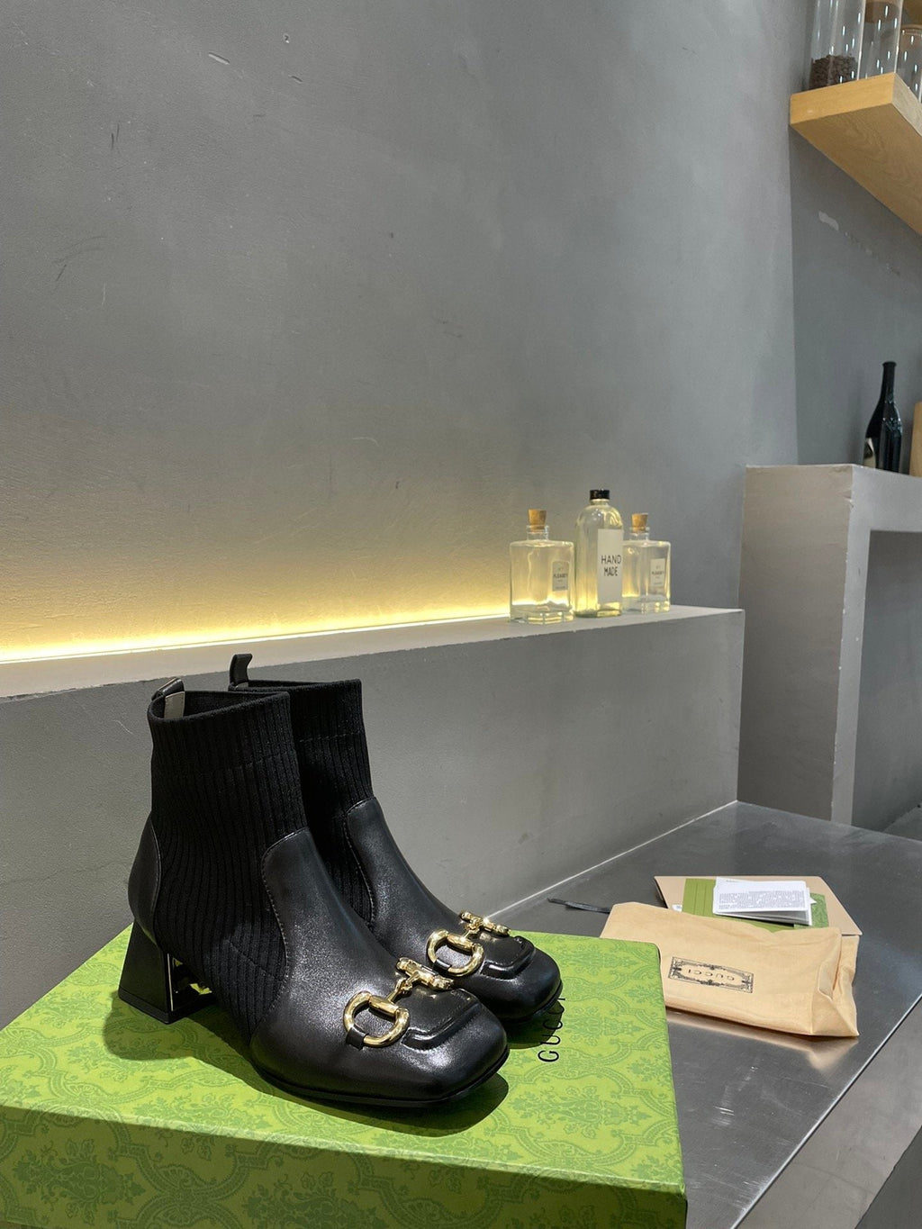 Gucci Ankle Boots With Horsebit Black