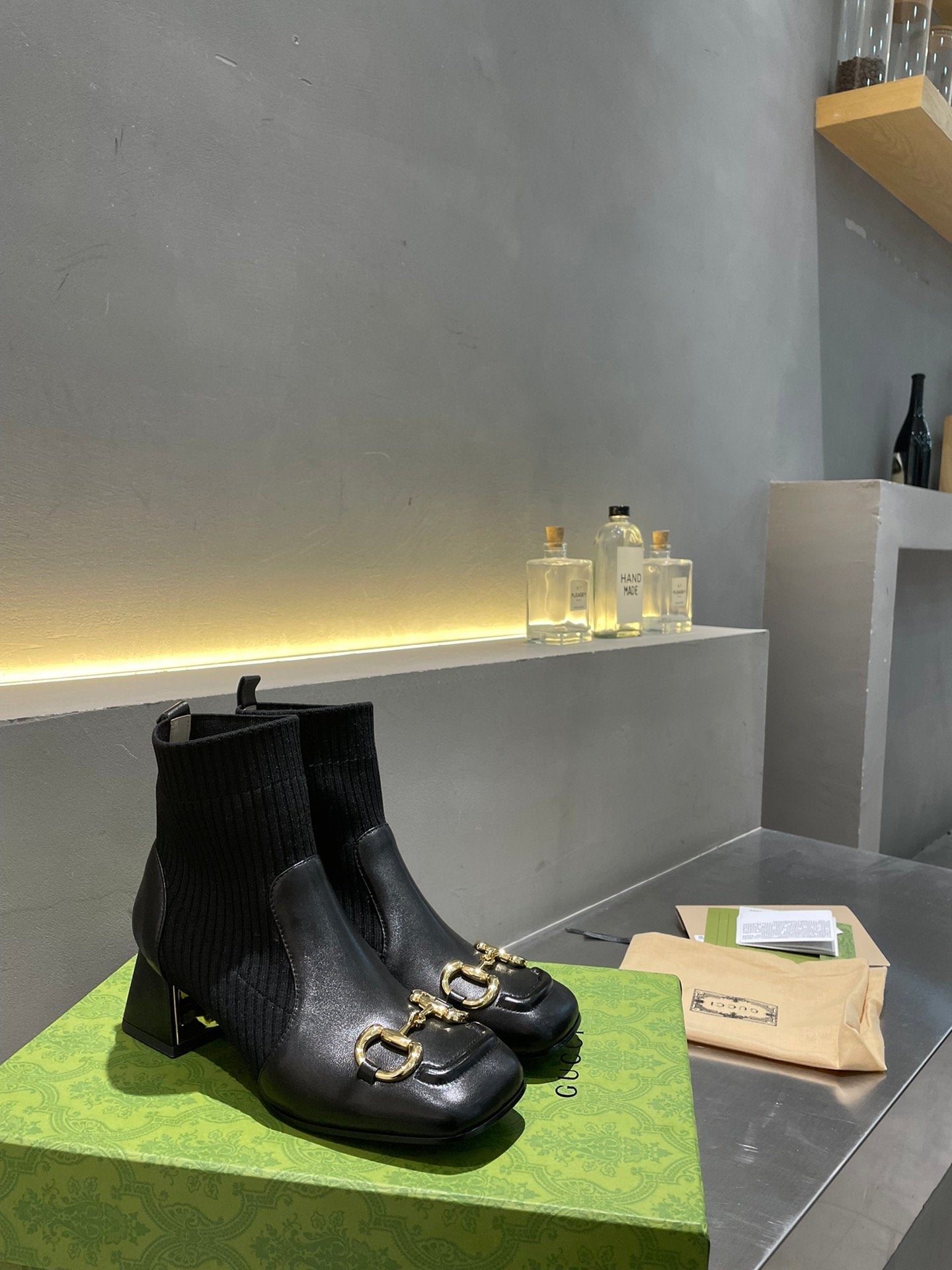Gucci Ankle Boots With Horsebit Black
