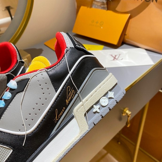 Louis Vuitton Trainer Sneaker
