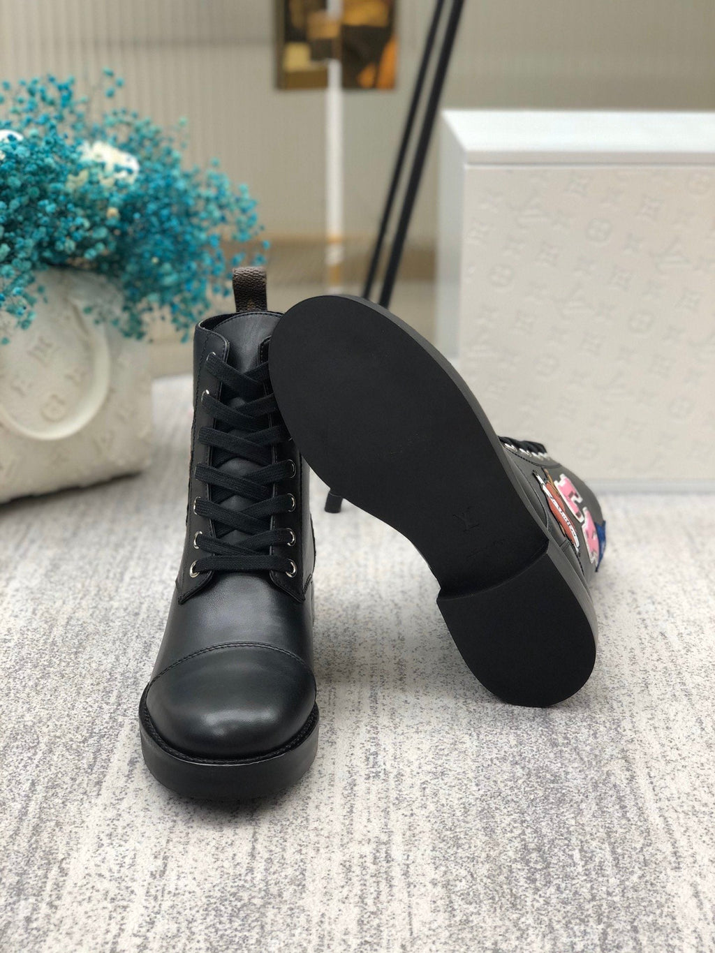 Louis Vuitton Wonderland Ranger Black