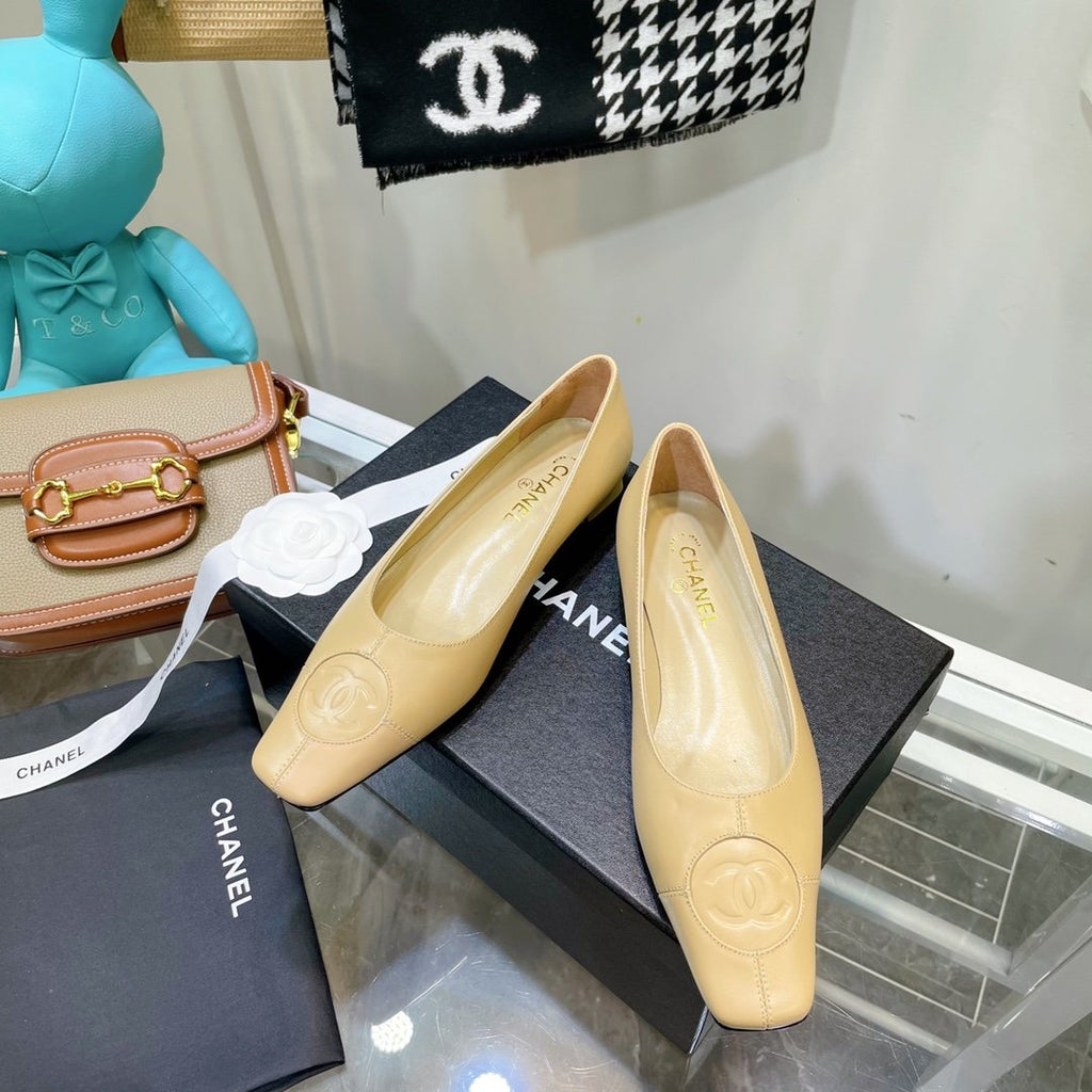 Chanel Flats Beige