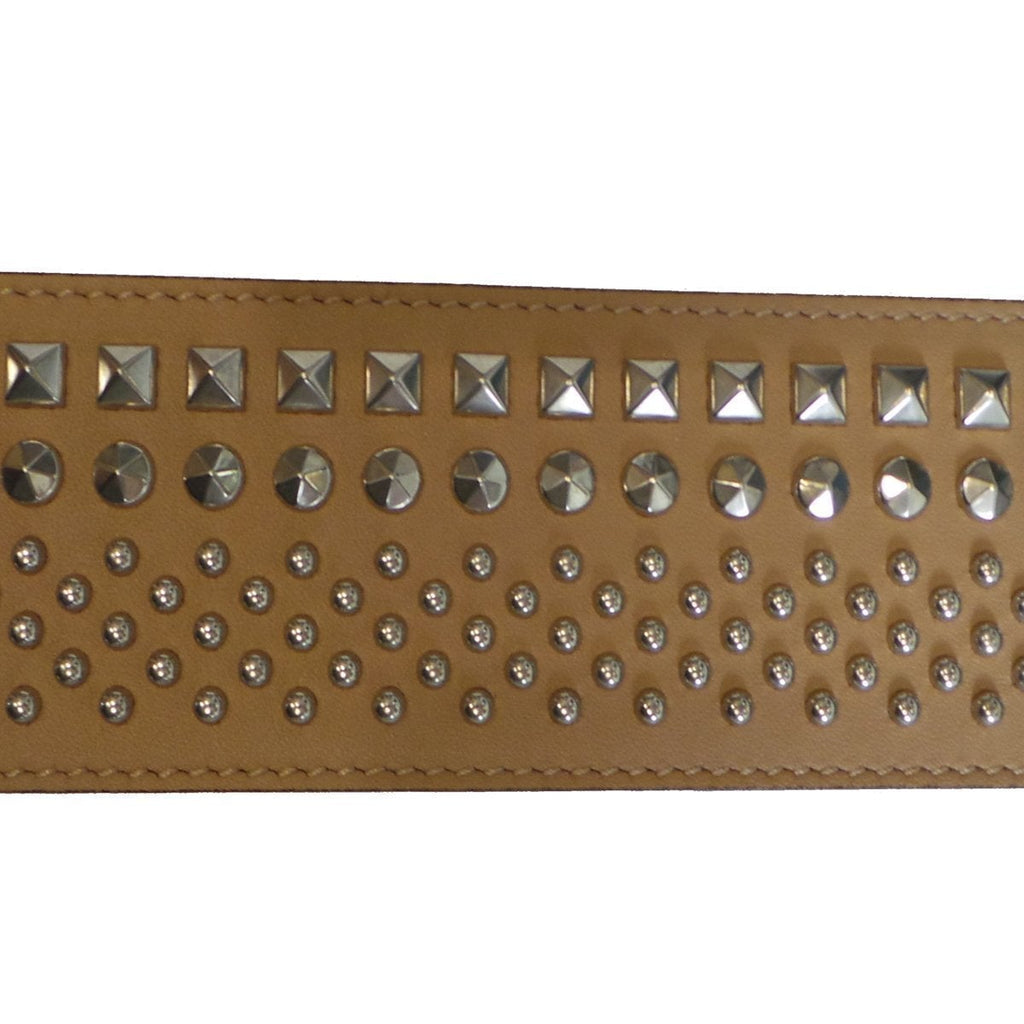 Gucci Women's Silver Studded Camelia Beige Leather Belt Size: 100/40 388985
