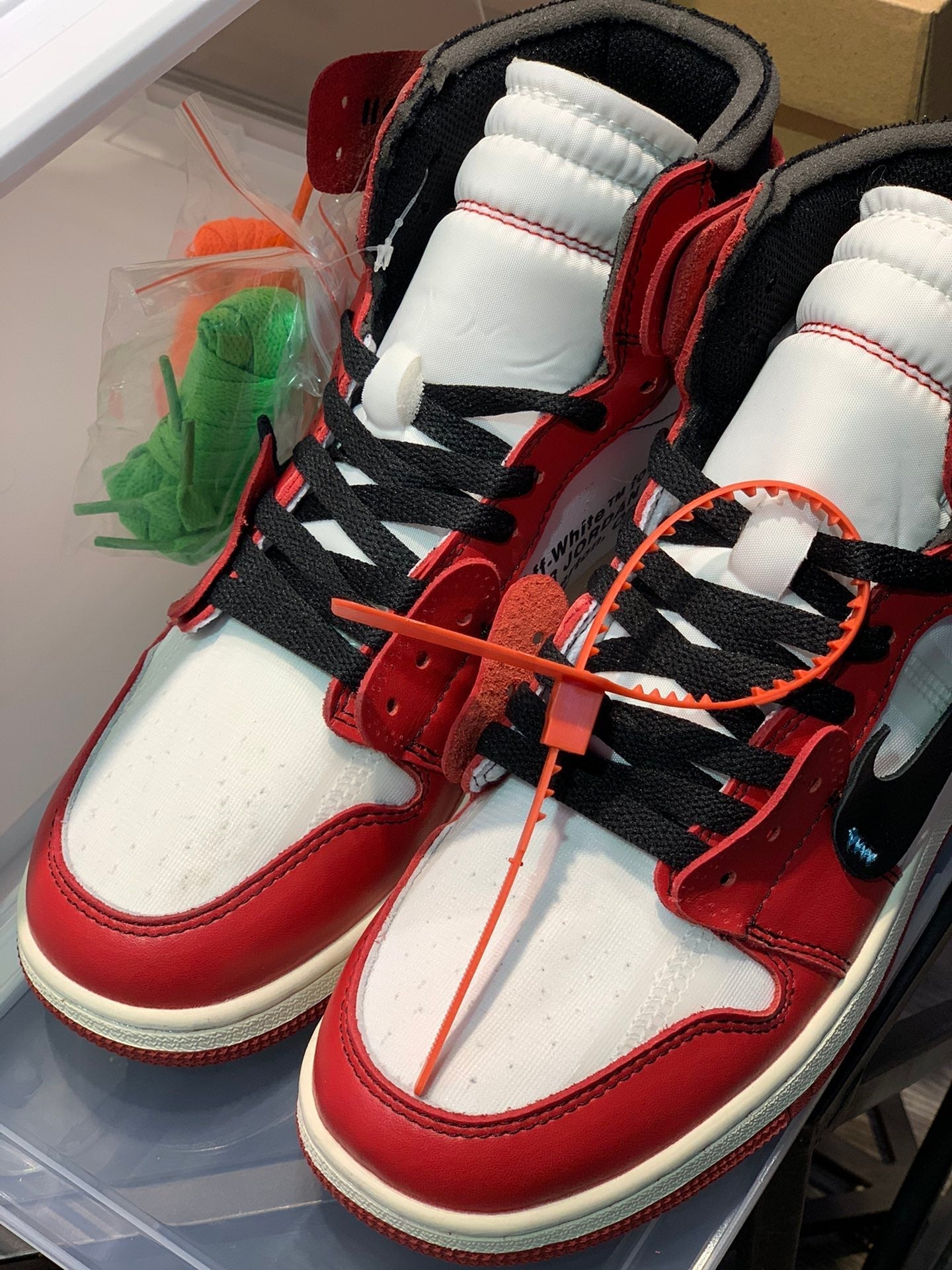 Nike X Off-White Air Jordan 1 Retro High Top Sneakers Women