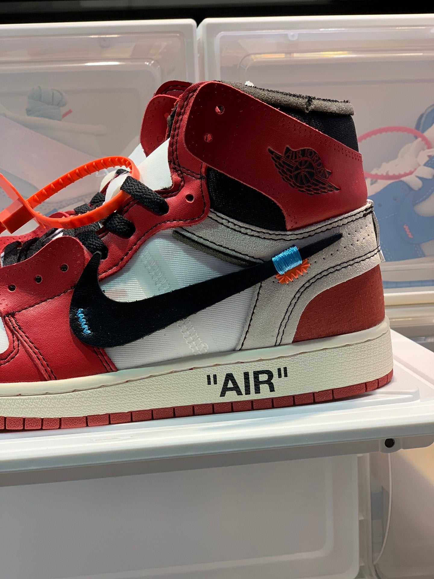 Nike X Off-White Air Jordan 1 Retro High Top Sneakers Women