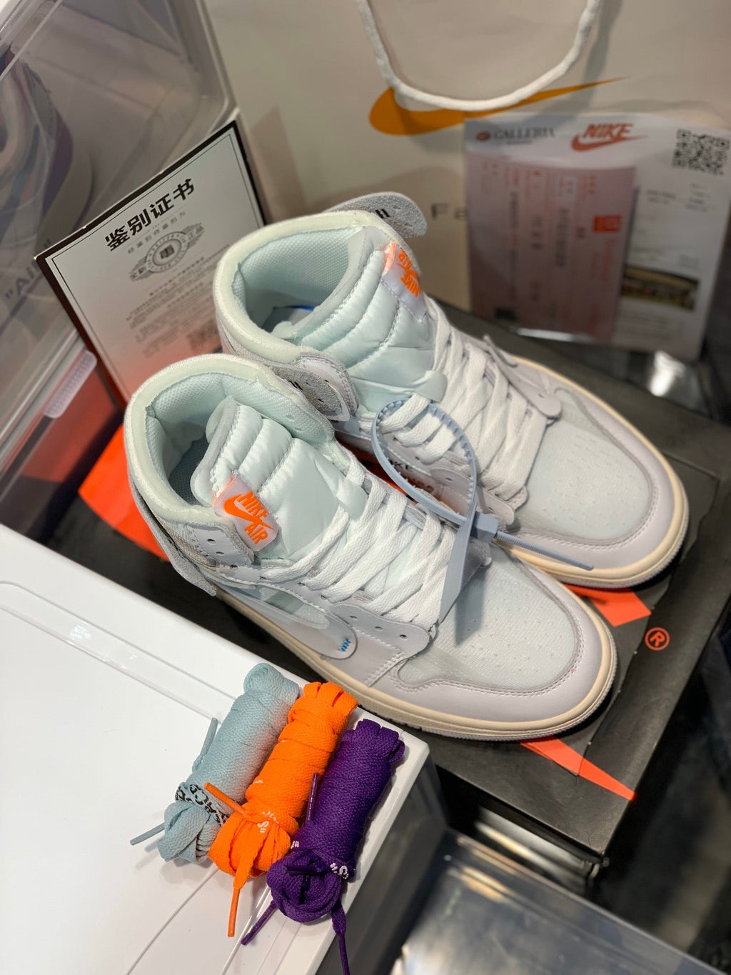 Nike X Off-White Air Jordan 1 Retro High Top Sneakers Men