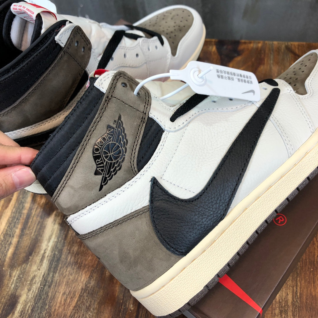 Nike Travis Scott x Air Jordan 1 AJ1 High Top Men