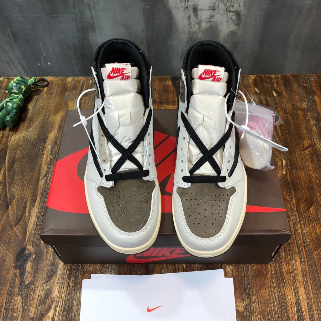 Nike Travis Scott x Air Jordan 1 AJ1 High Top Women