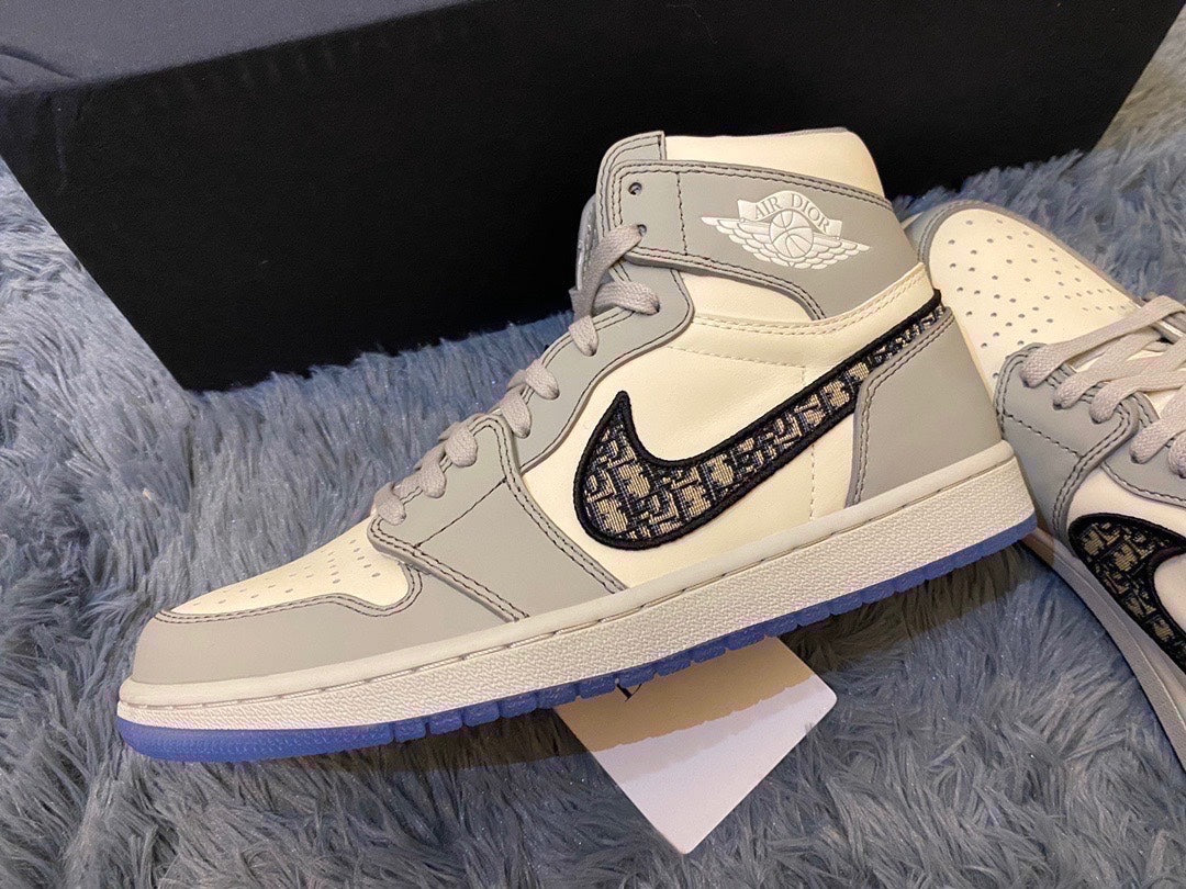 Nike Dior x Air Jordan High Top Men