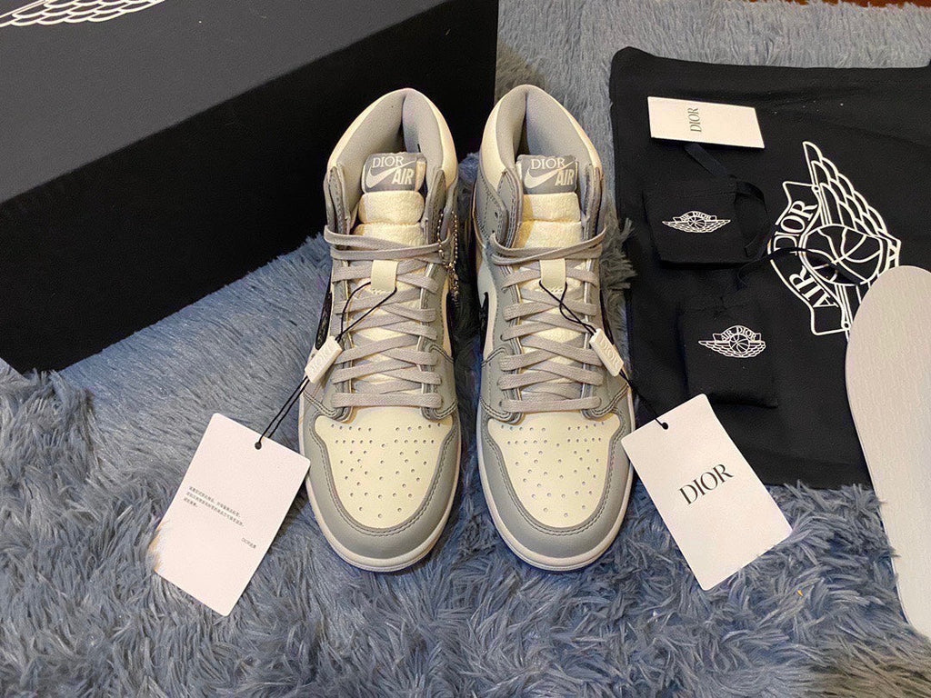 Nike Dior x Air Jordan High Top Women