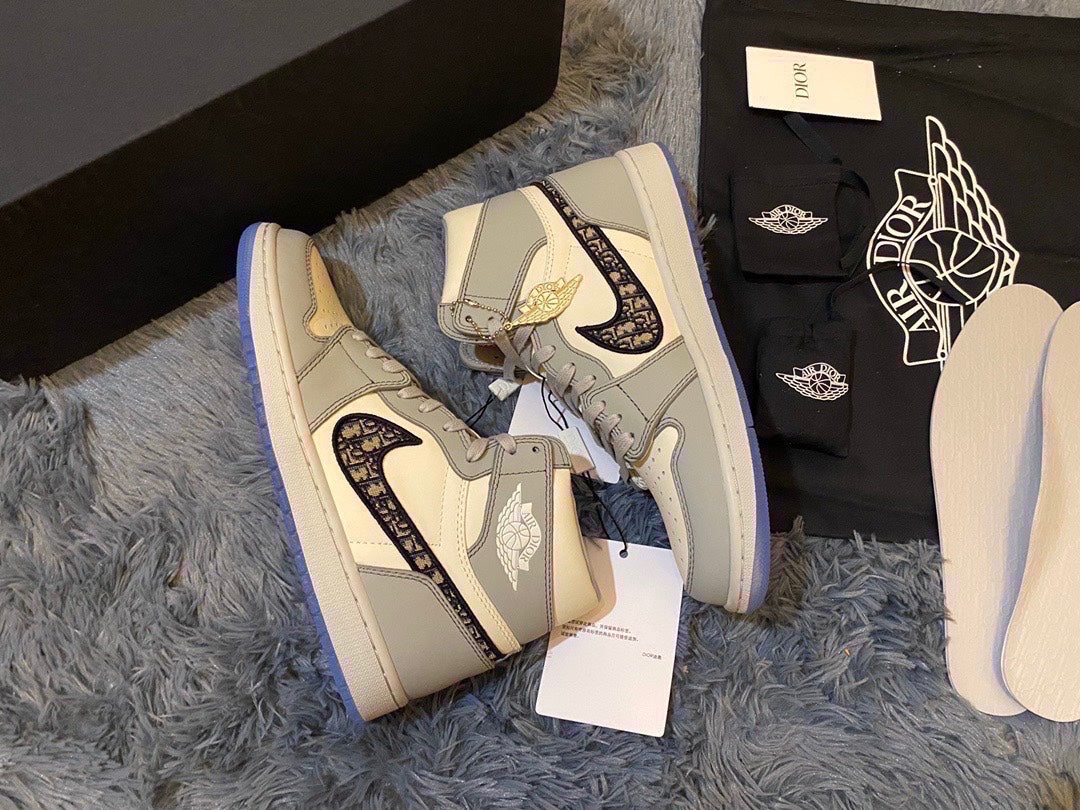 Nike Dior x Air Jordan High Top Men