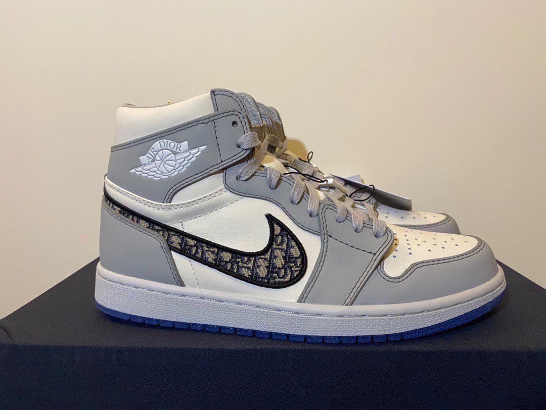 Nike Dior x Air Jordan High Top Women