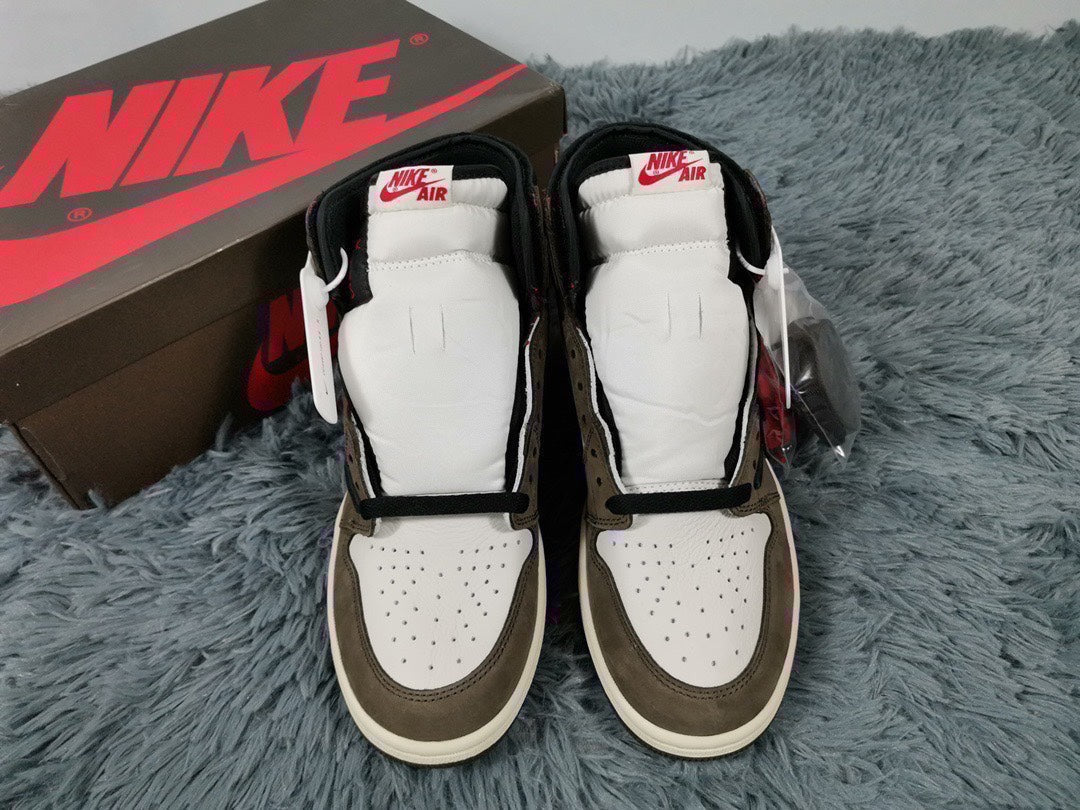 Nike Travis Scott x Air Jordan 1 High AJ1 Women