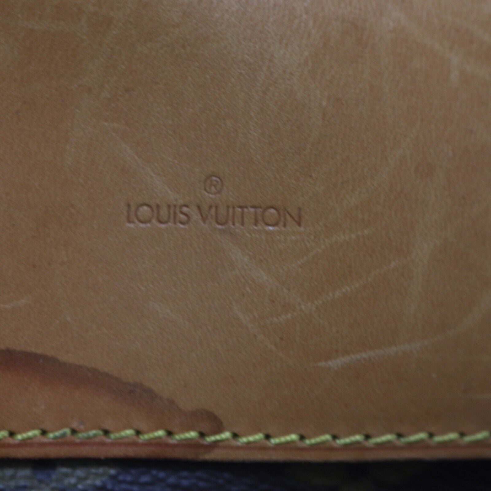 Louis Vuitton Alize 2 Poches Travel
