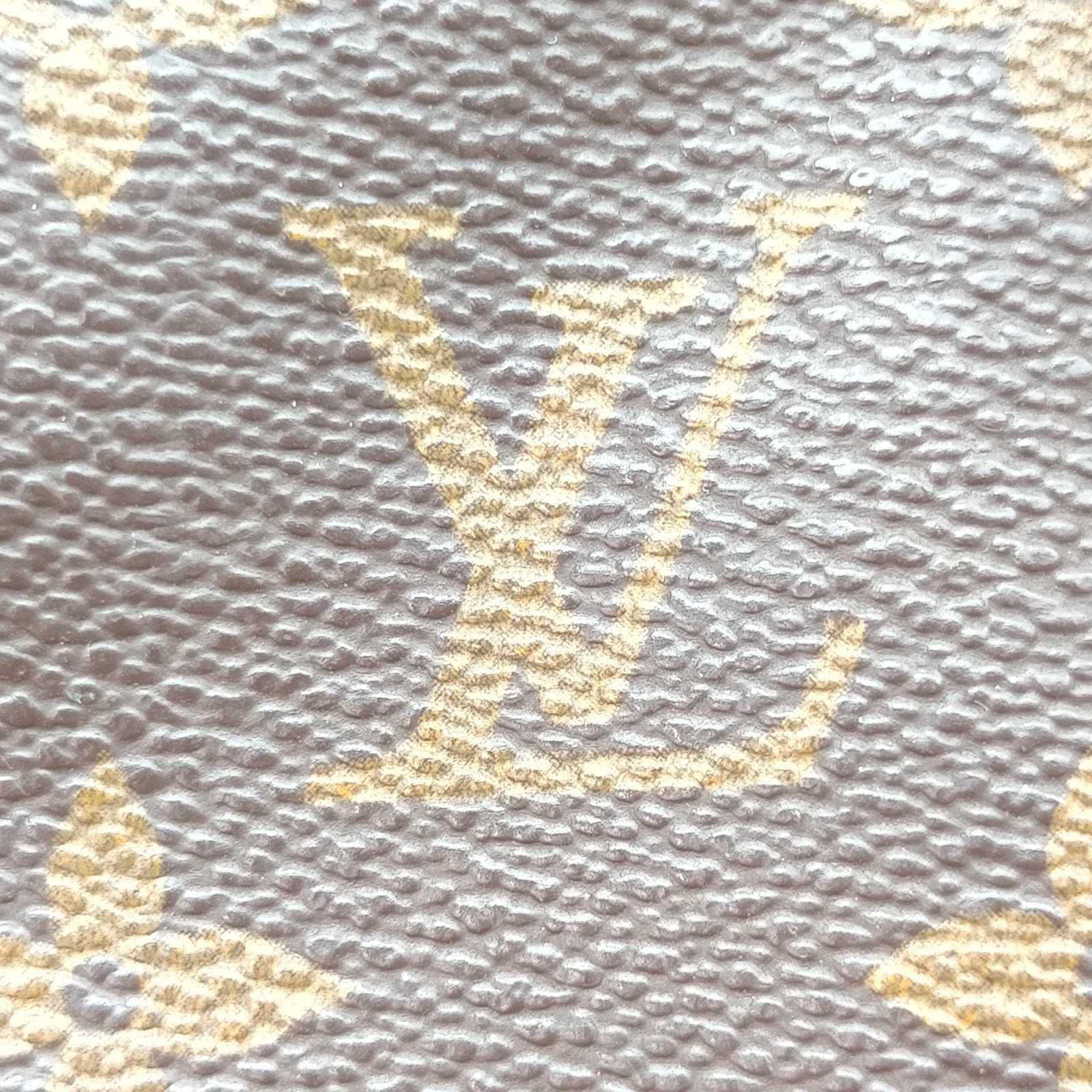 Louis Vuitton Sac Souple 35 Travel