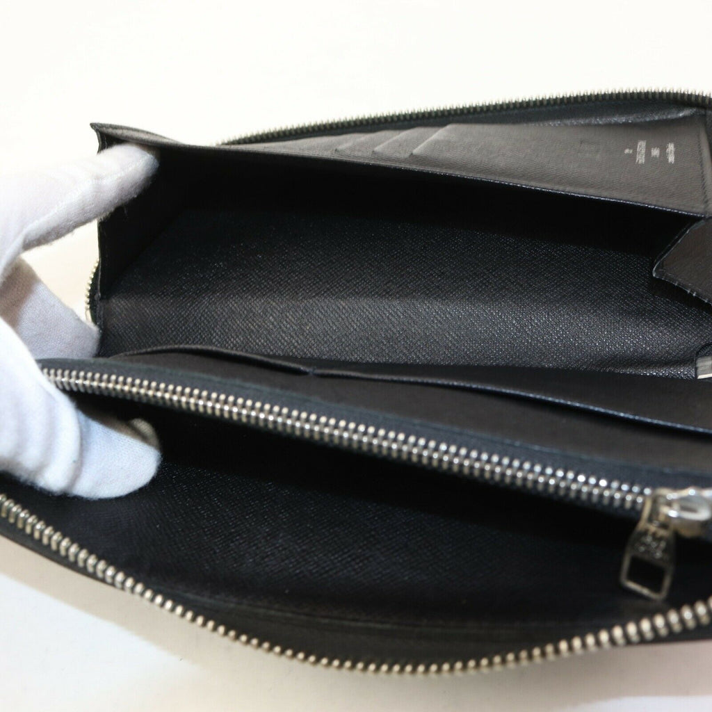 Louis Vuitton Zippy Wallet Black