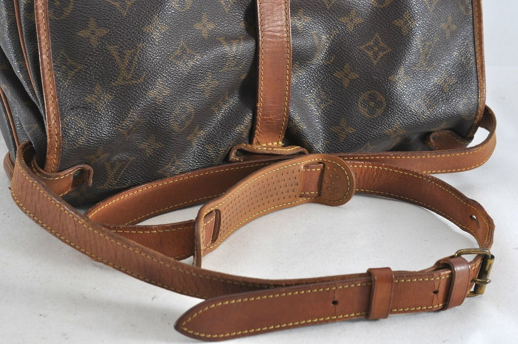 Louis Vuitton Saumur 35 Crossbody