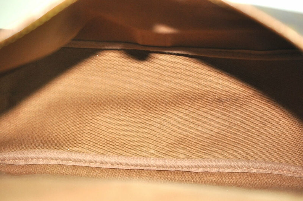 Louis Vuitton Saumur 35 Crossbody