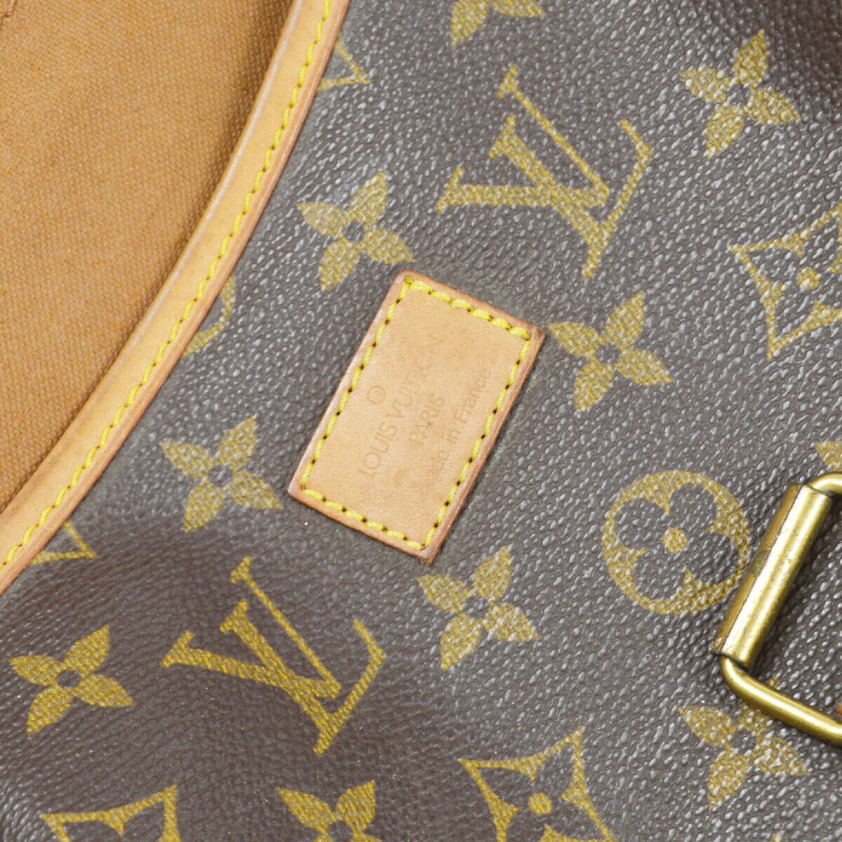 Louis Vuitton Saumur 35 Crossbody