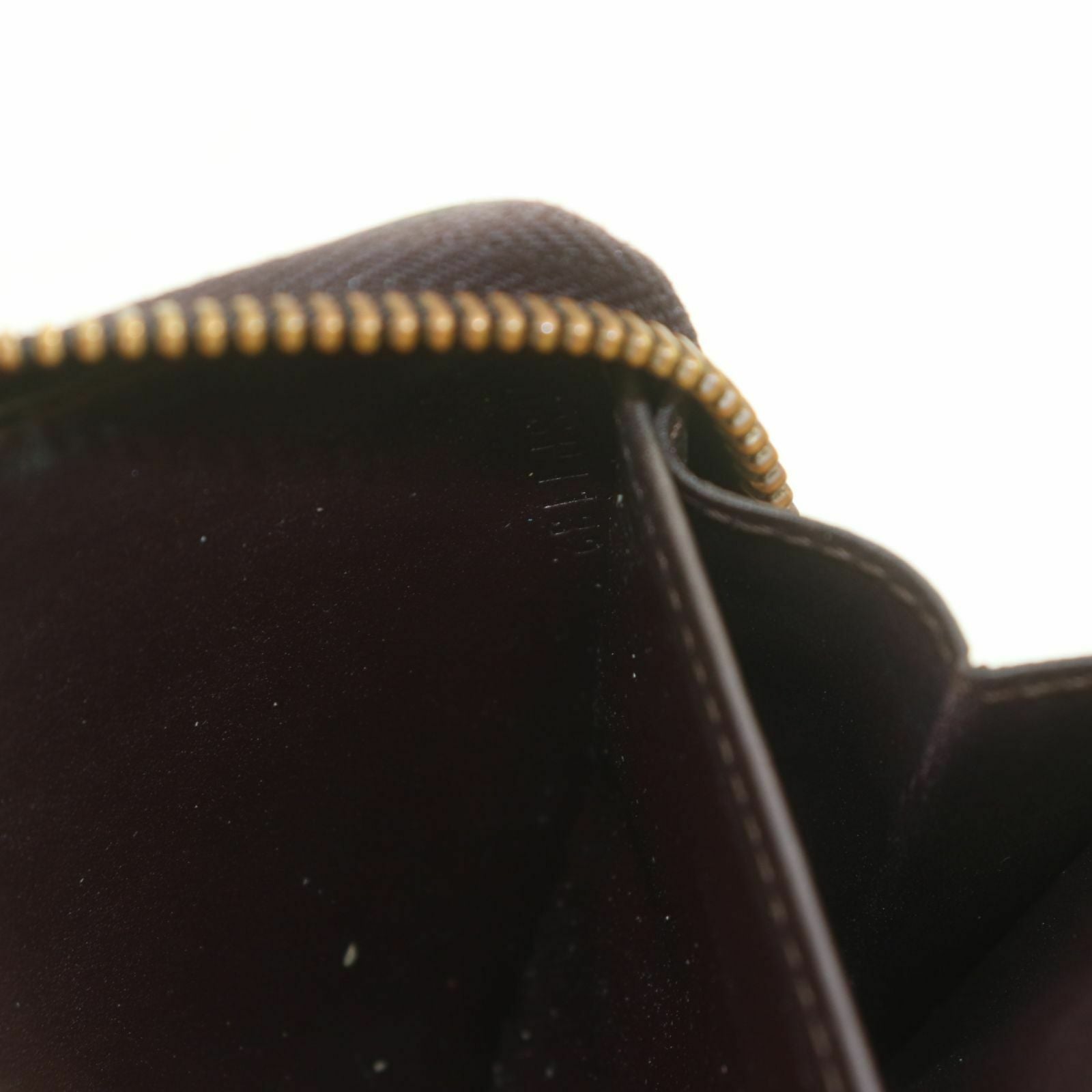 Louis Vuitton Zippy Wallet Vernis