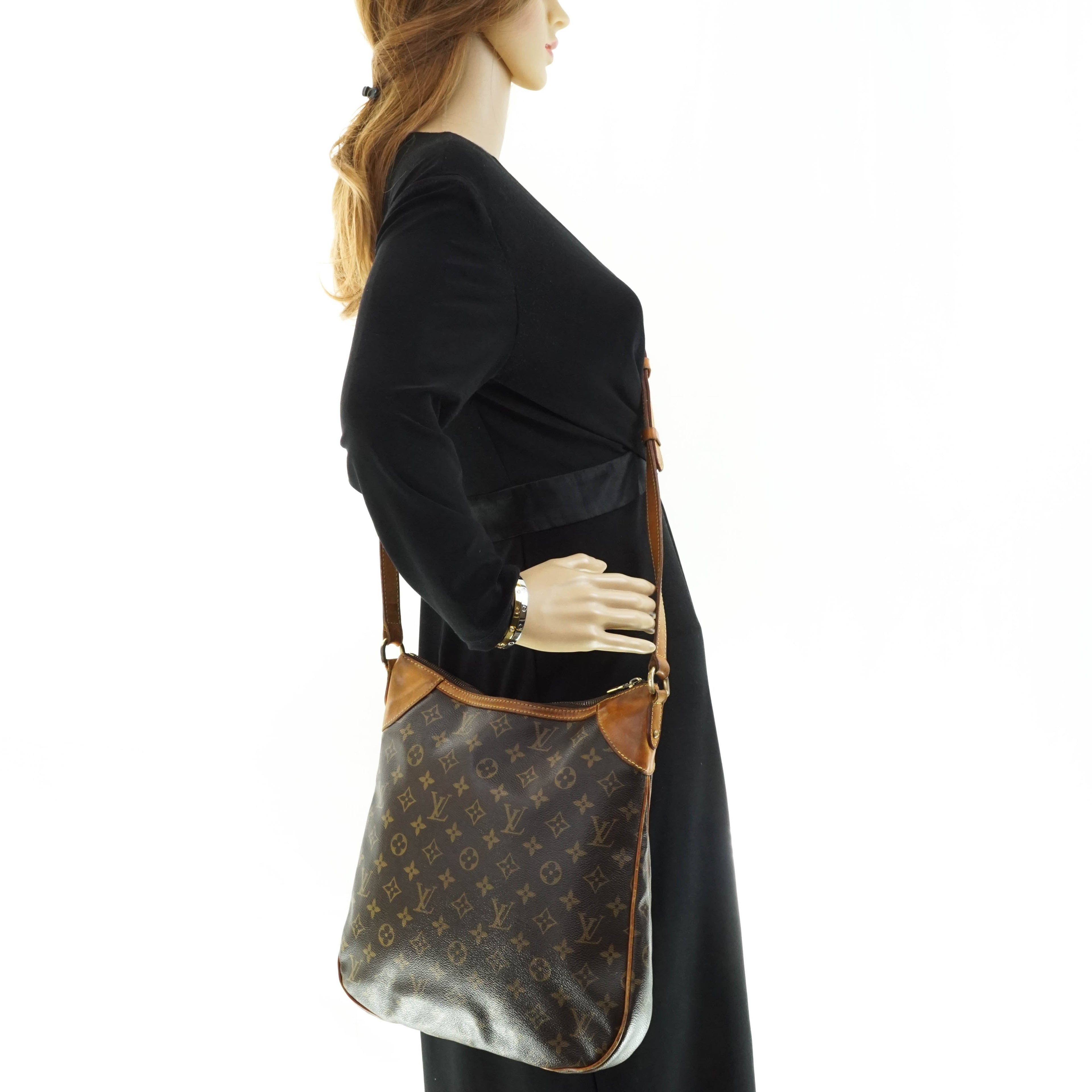 Louis Vuitton Odeon Mm Crossbody