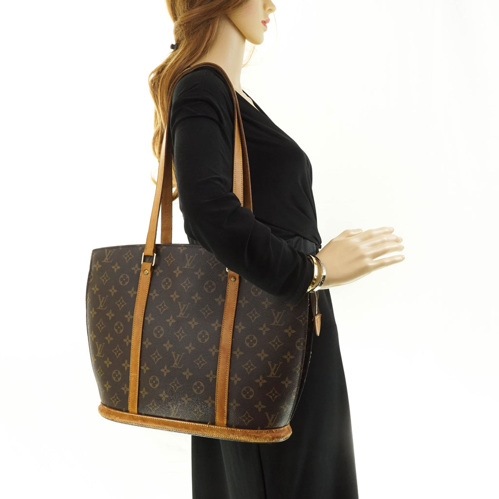 Louis Vuitton Babylone Tote Bag