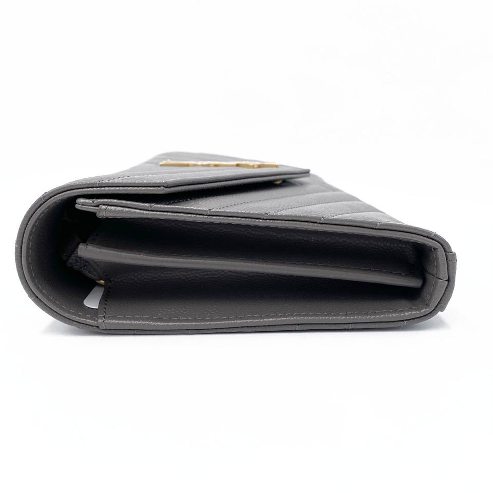 Saint Laurent Monogram Matelasse Chevron Large Wallet Chain Oyster Grey Leather Shoulder Bag
