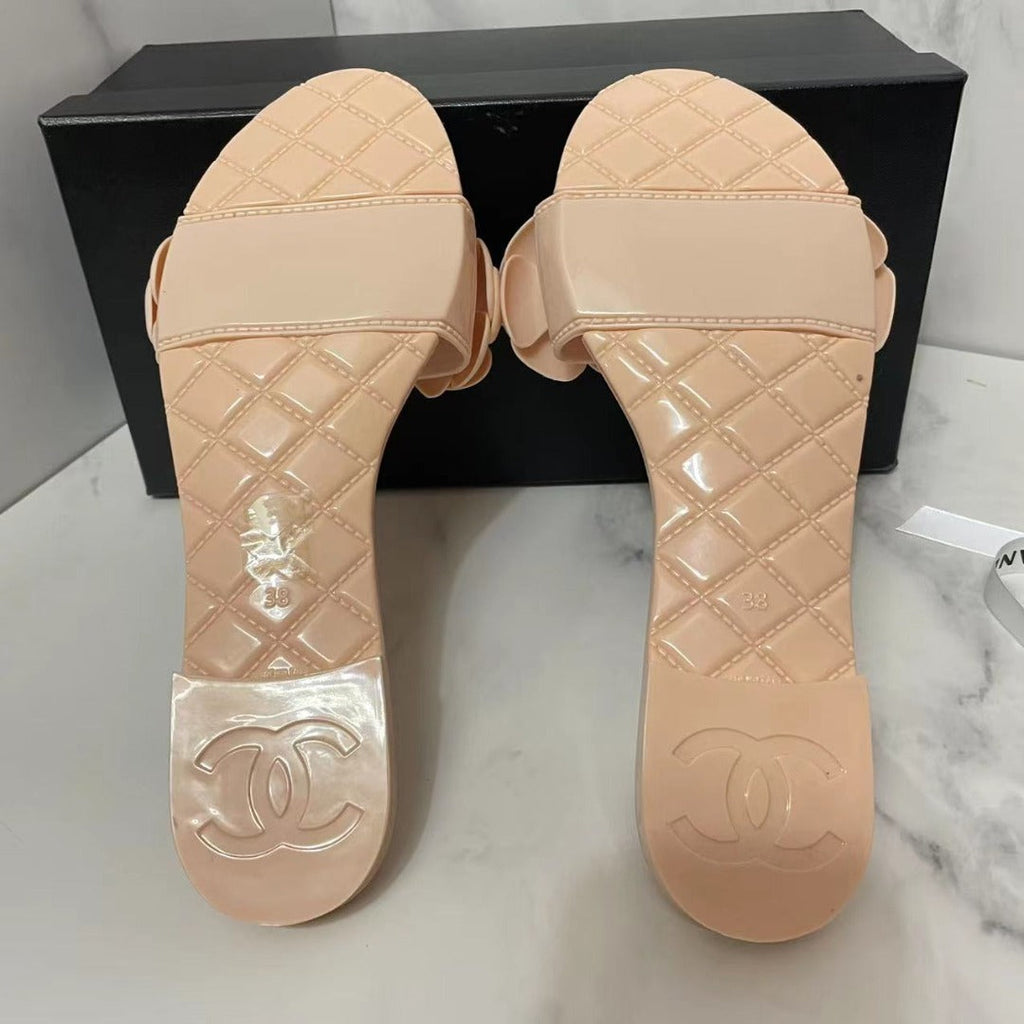 Chanel Camelia Flower PVC Jelly Sandals Spring/Summer Collection Light Pink